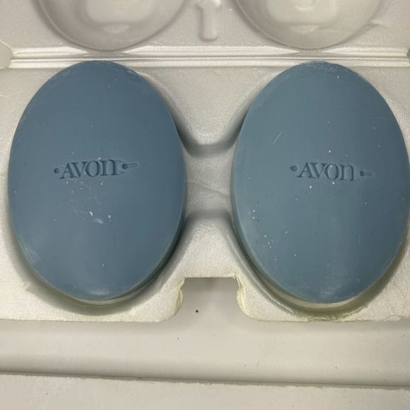 Avon Vintage United States 1776 Bicentennial 1976 Glass Plate and 2pc Soap Set - Picture 7 of 11